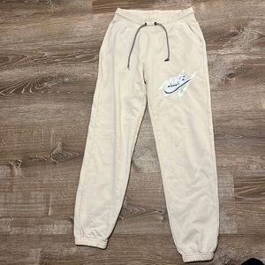 Light pink Nike sweat pants limited edition